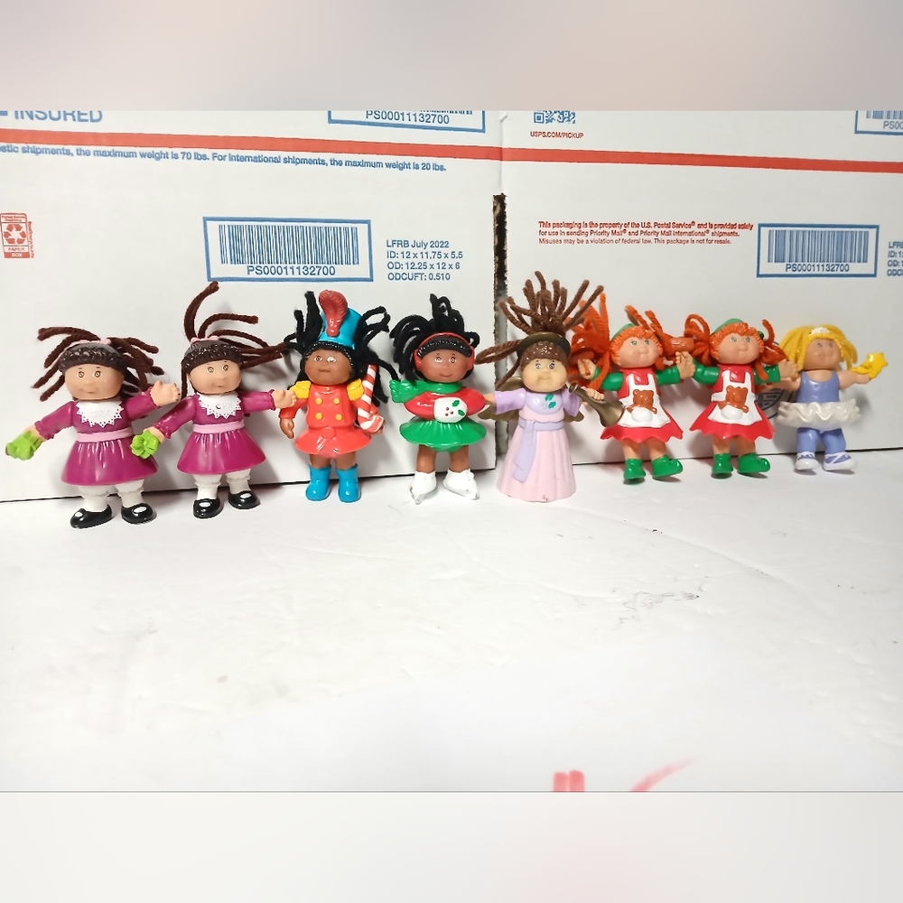 Lot Of 8 Vintage Mini Cabbage Patch Figurines